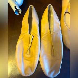 Bloch women’s size 9.5 jazz shoe